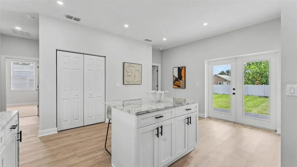 1305 E Parker Street Lakeland FL 33801