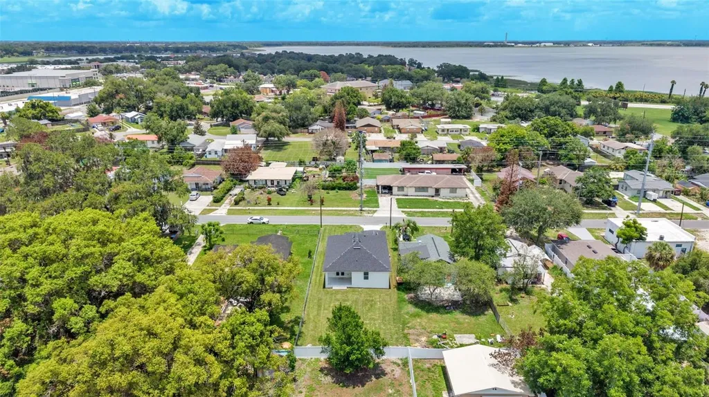 1305 E Parker Street Lakeland FL 33801