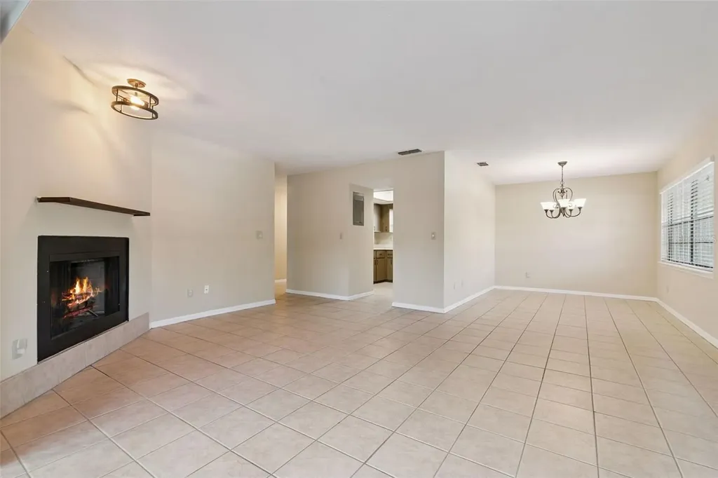 445 S Netherwood Crescent Altamonte Springs FL 32714