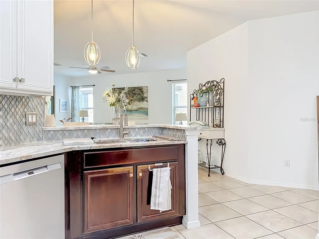 5539 Sunset Falls Drive Apollo Beach FL 33572