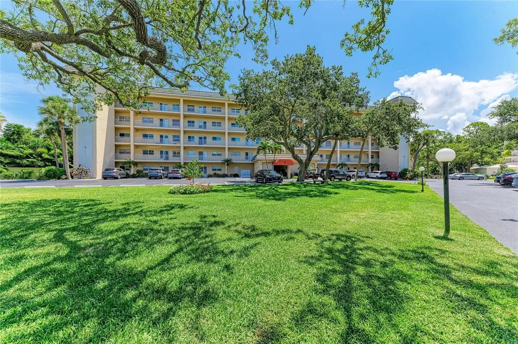 8625 Midnight Pass Road Sarasota FL 34242