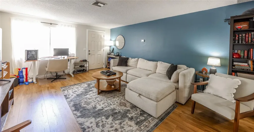 160 Meadowlark Drive Safety Harbor FL 34695