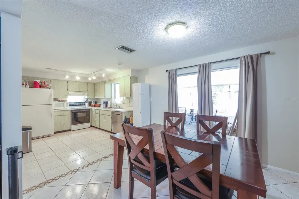 160 Meadowlark Drive Safety Harbor FL 34695