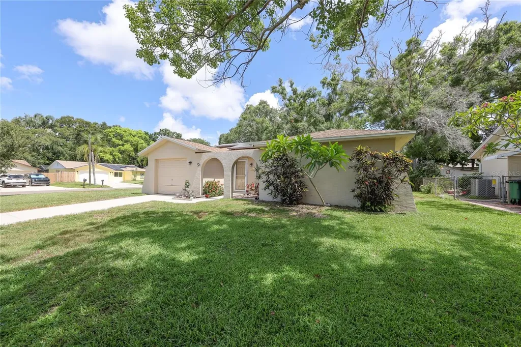 160 Meadowlark Drive Safety Harbor FL 34695