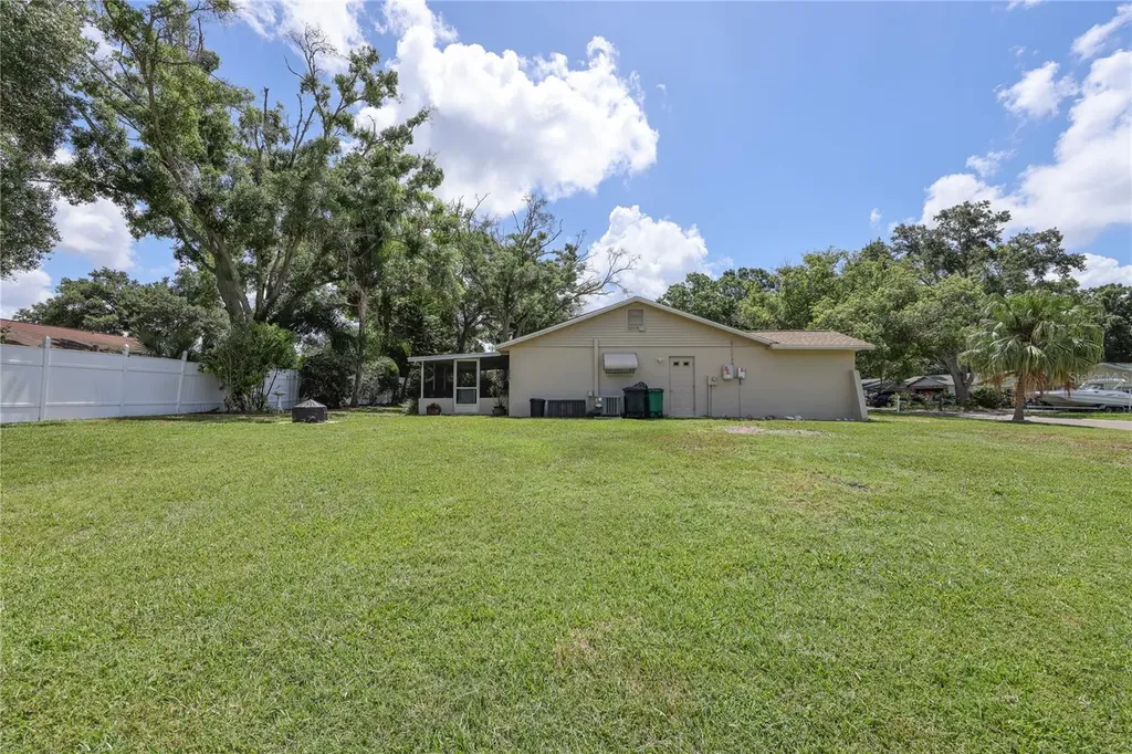160 Meadowlark Drive Safety Harbor FL 34695