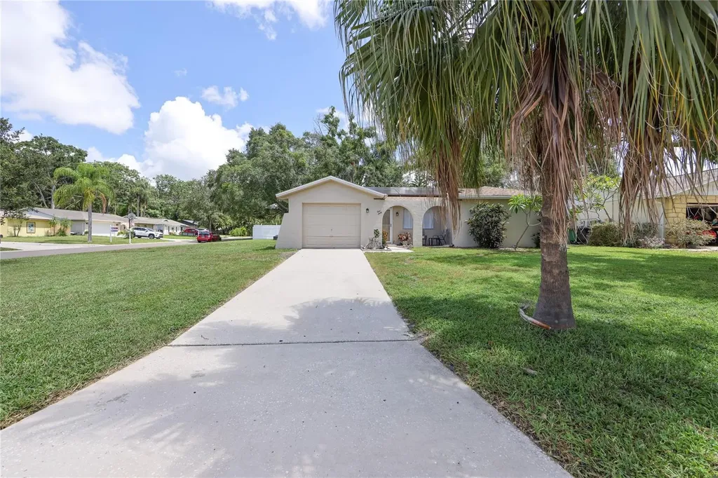 160 Meadowlark Drive Safety Harbor FL 34695
