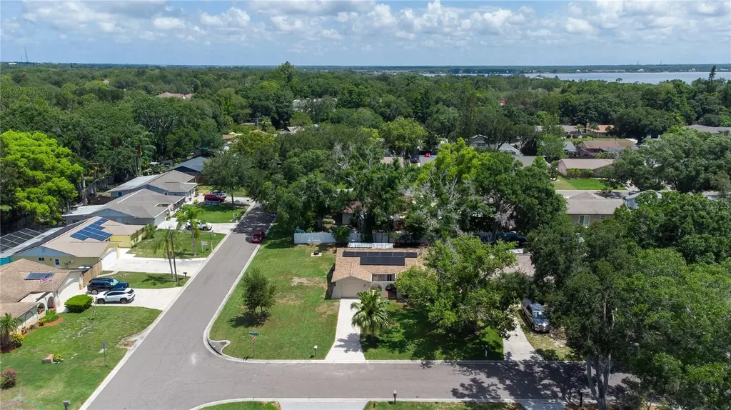 160 Meadowlark Drive Safety Harbor FL 34695