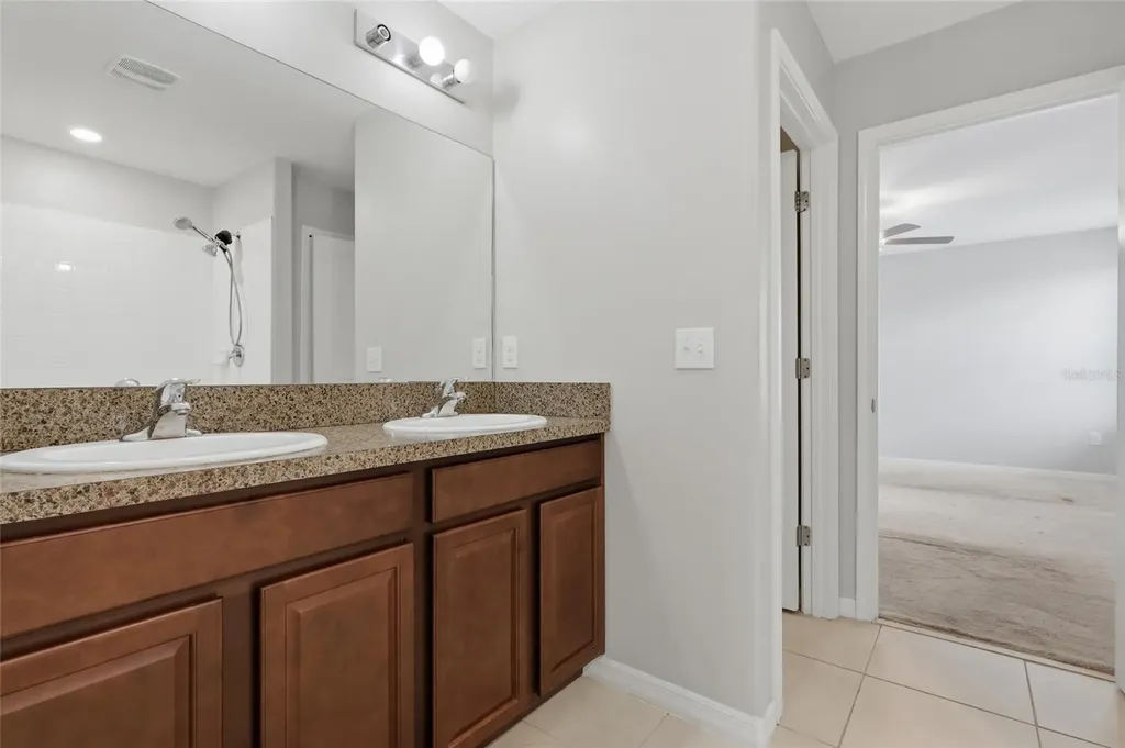 17237 White Mangrove Drive Wimauma FL 33598