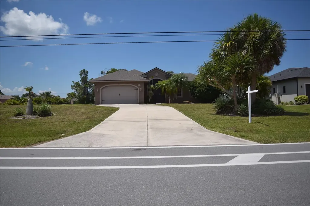 222 Rotonda Boulevard E Rotonda West FL 33947