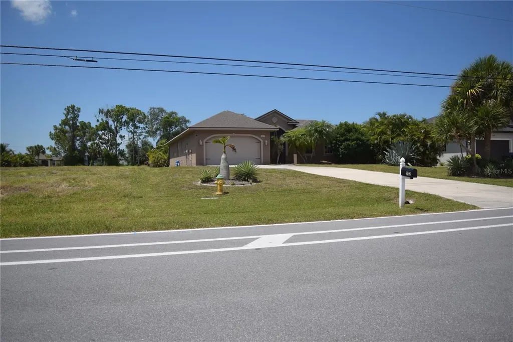 222 Rotonda Boulevard E Rotonda West FL 33947