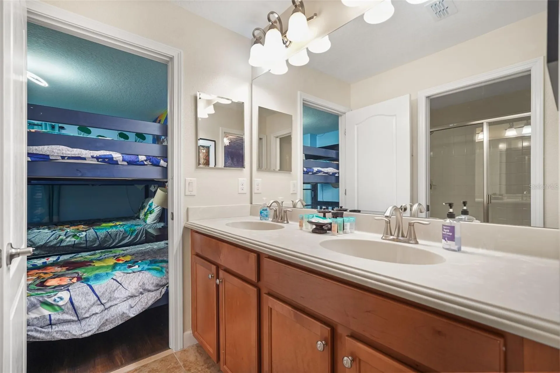 1461 Myrtlewood Street Davenport FL 33896