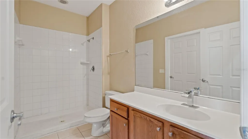 2586 Grand Central Parkway Orlando FL 32839
