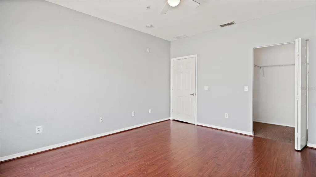 2586 Grand Central Parkway Orlando FL 32839