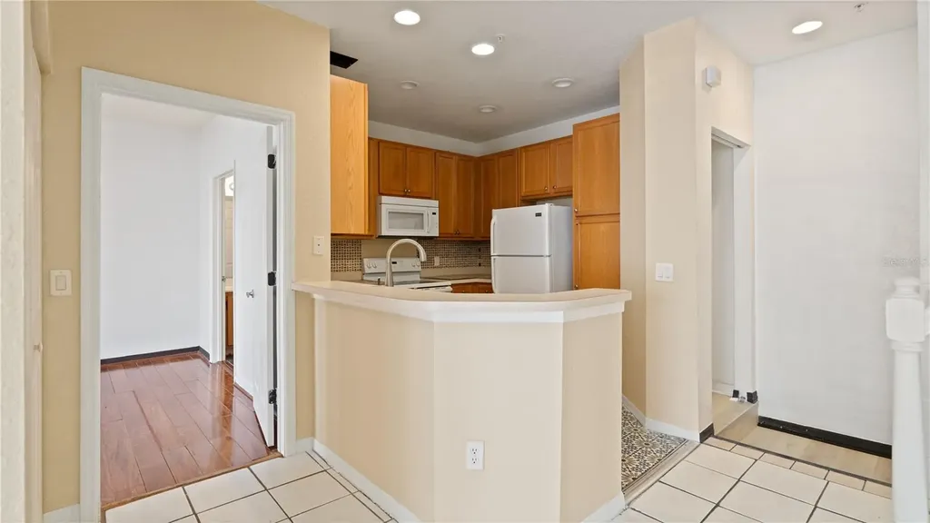 2586 Grand Central Parkway Orlando FL 32839
