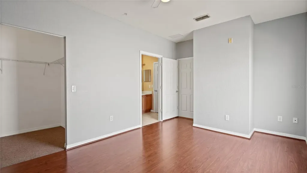 2586 Grand Central Parkway Orlando FL 32839