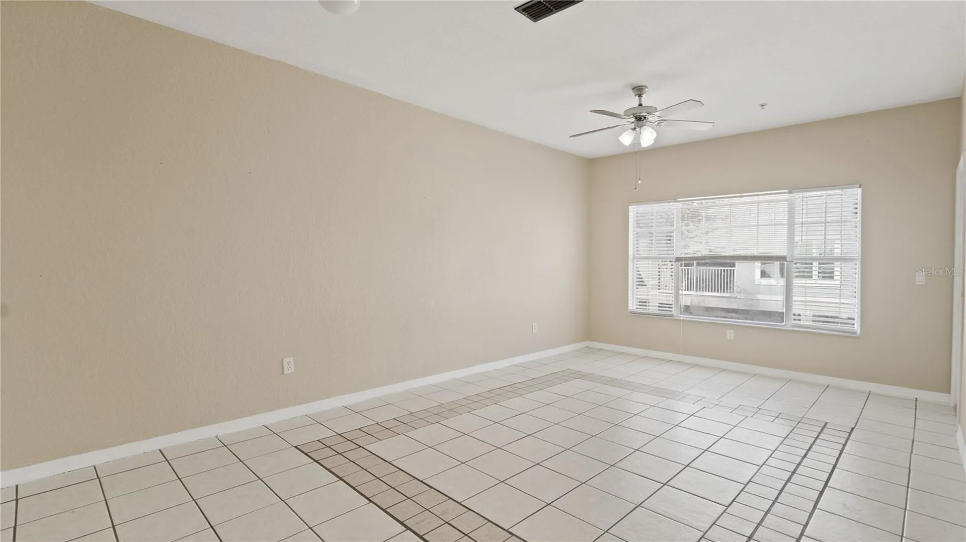 2586 Grand Central Parkway Orlando FL 32839