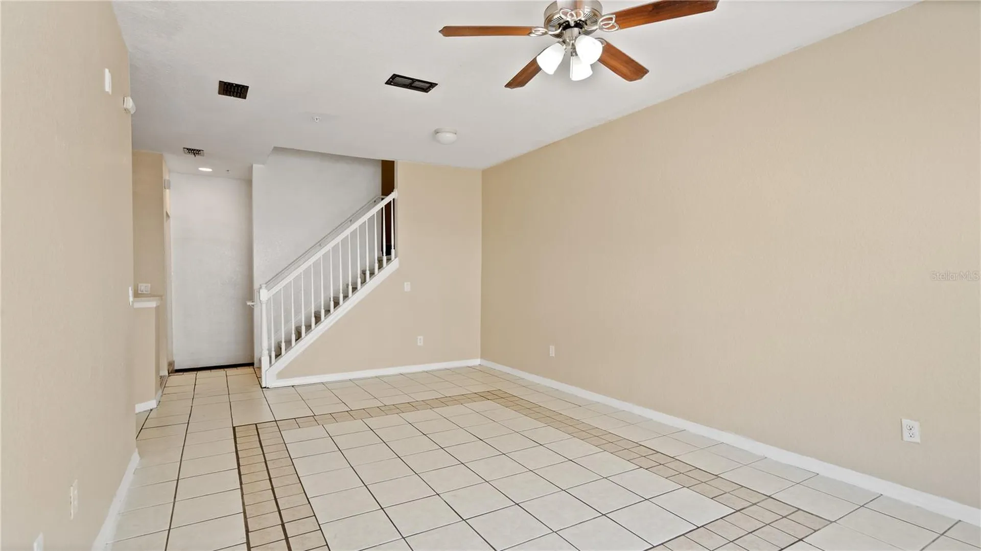 2586 Grand Central Parkway Orlando FL 32839