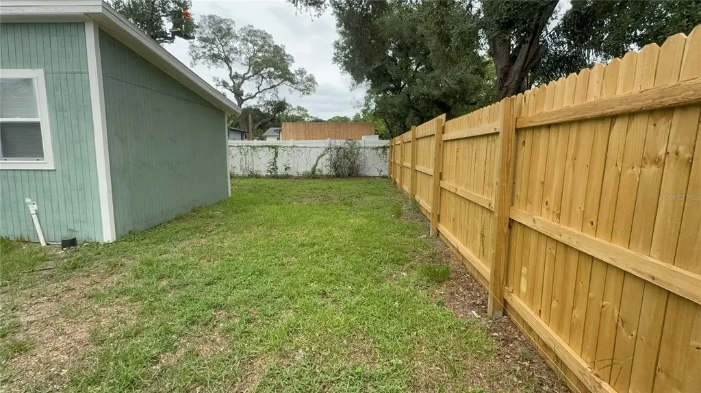 8623 N Willow Avenue Tampa FL 33604