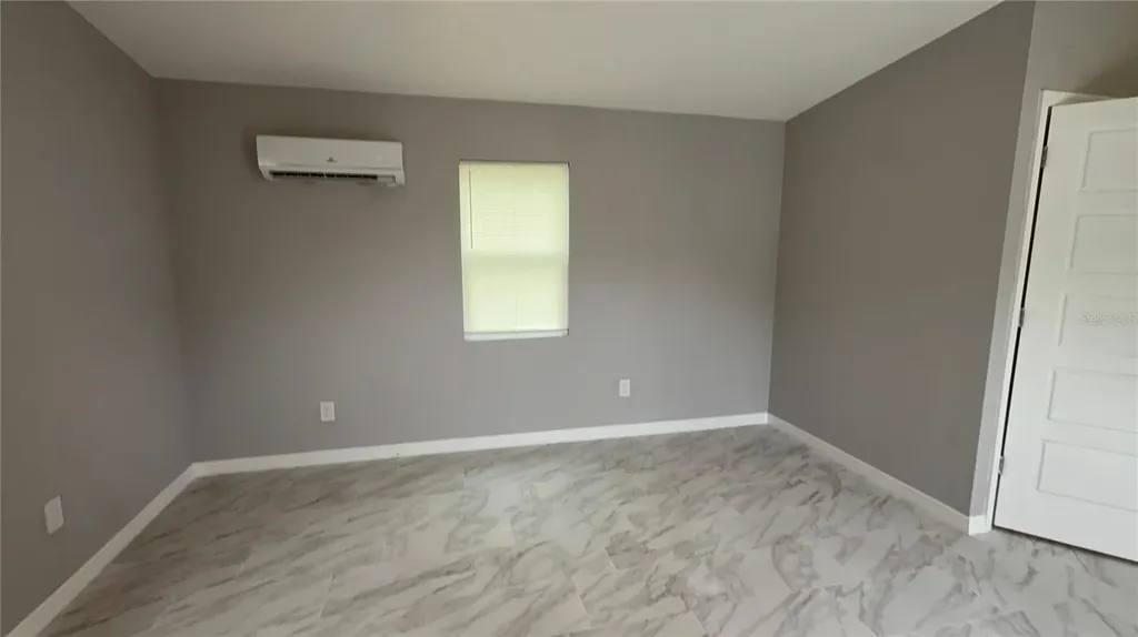 8623 N Willow Avenue Tampa FL 33604