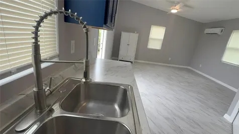 8623 N Willow Avenue Tampa FL 33604