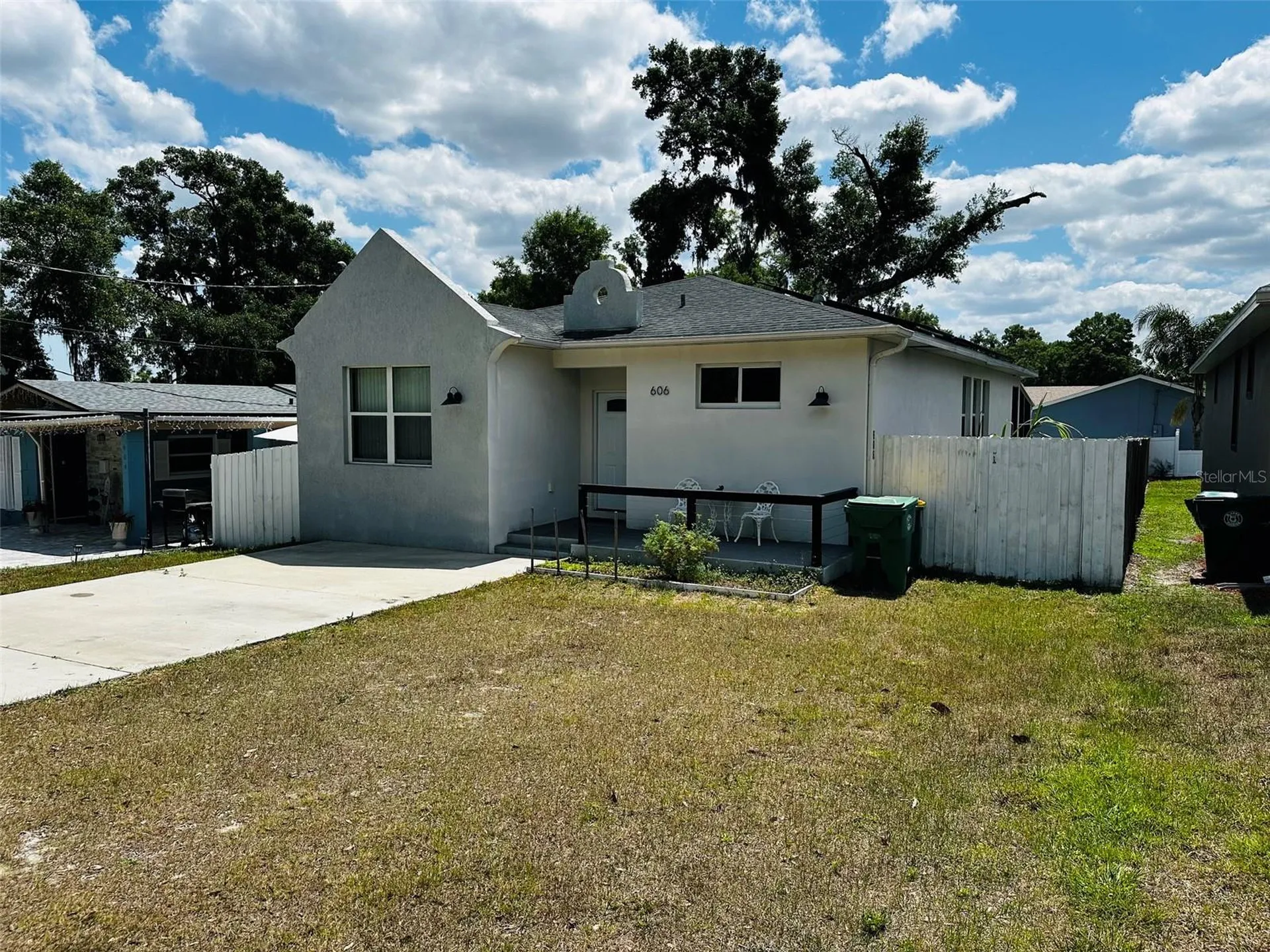 606 W Voorhis Avenue Deland FL 32720