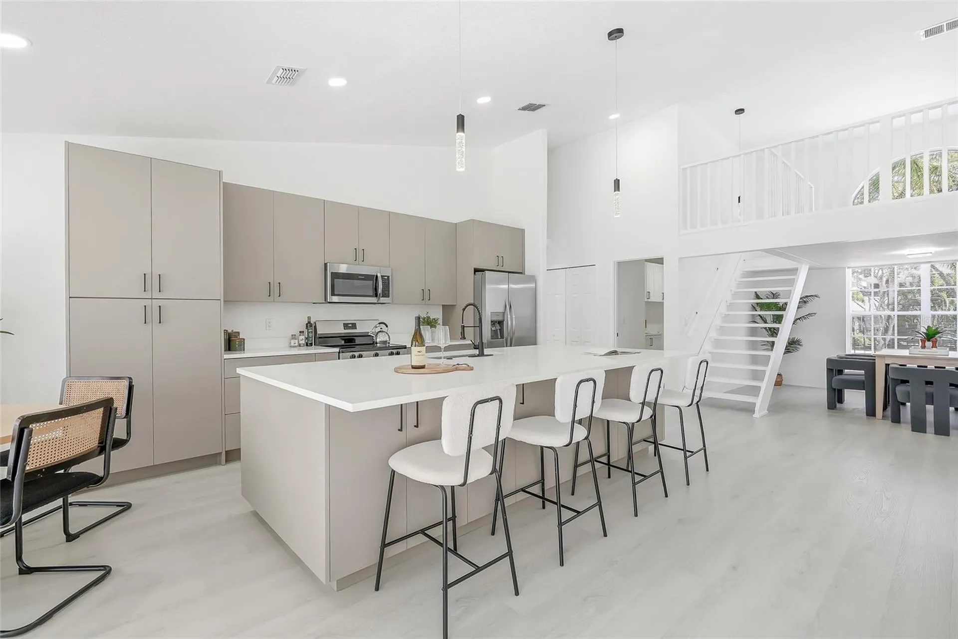 1307 Belcher Drive Tarpon Springs FL 34689