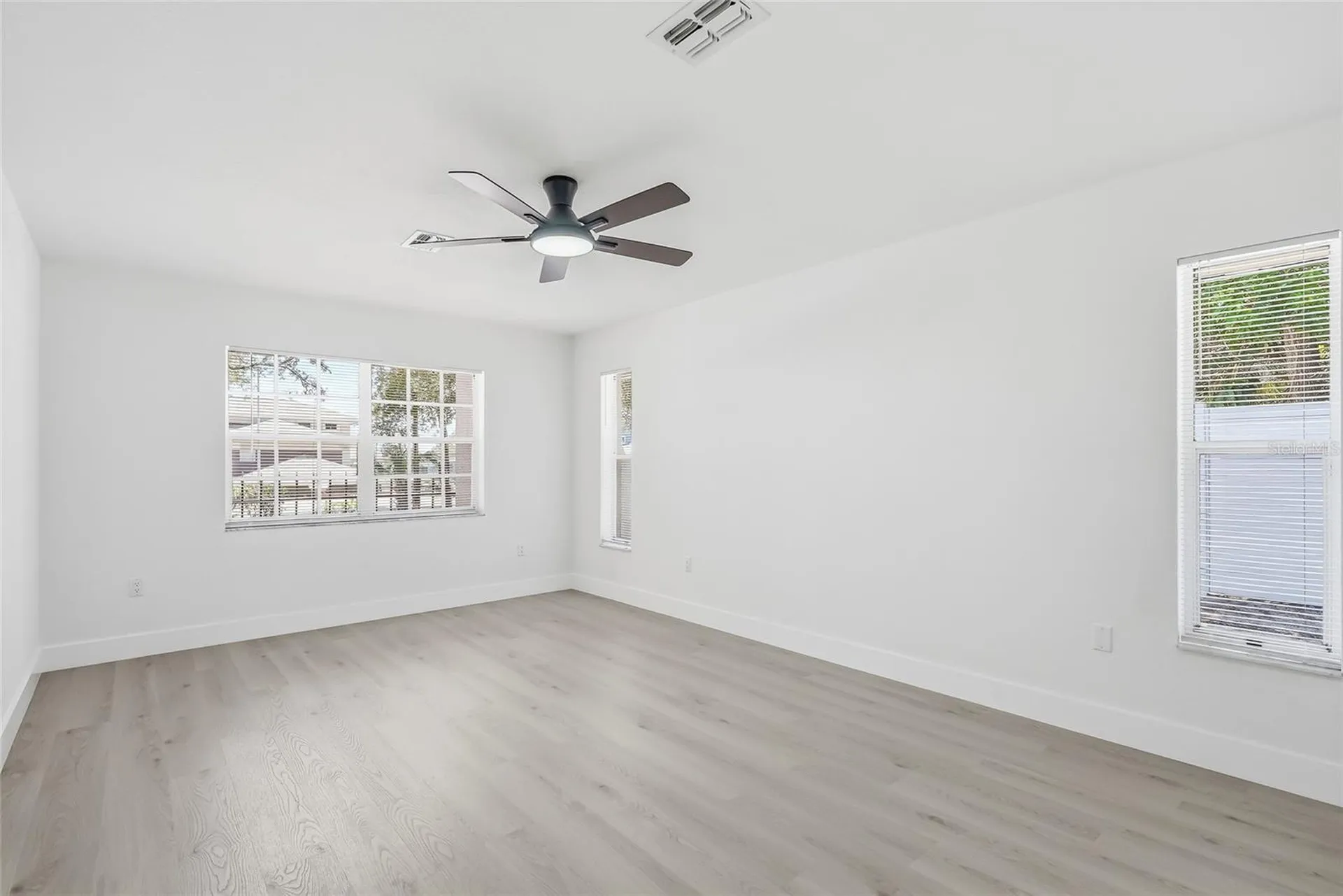 1307 Belcher Drive Tarpon Springs FL 34689
