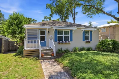 1423 E Henry Avenue Tampa FL 33604