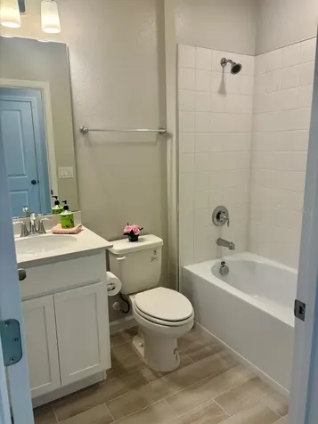 4616 Campsite Orlando FL 32824