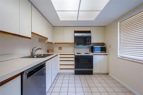 3062 Eastland Boulevard Clearwater FL 33761