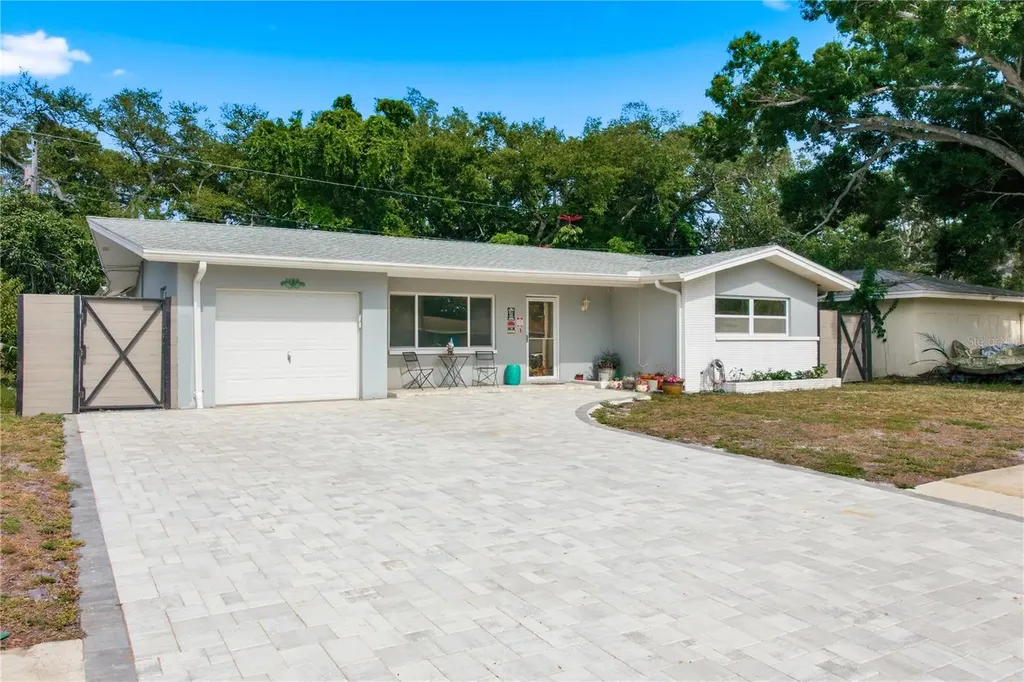 1144 Woodbrook Drive Largo FL 33770