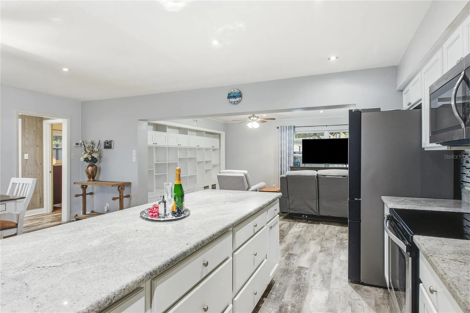 1144 Woodbrook Drive Largo FL 33770