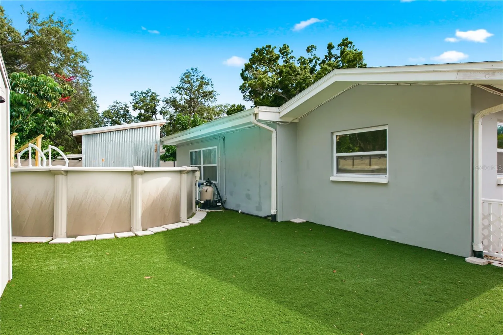 1144 Woodbrook Drive Largo FL 33770