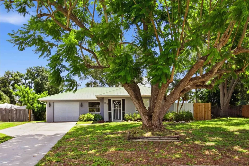 5031 Preston Way Sarasota FL 34232