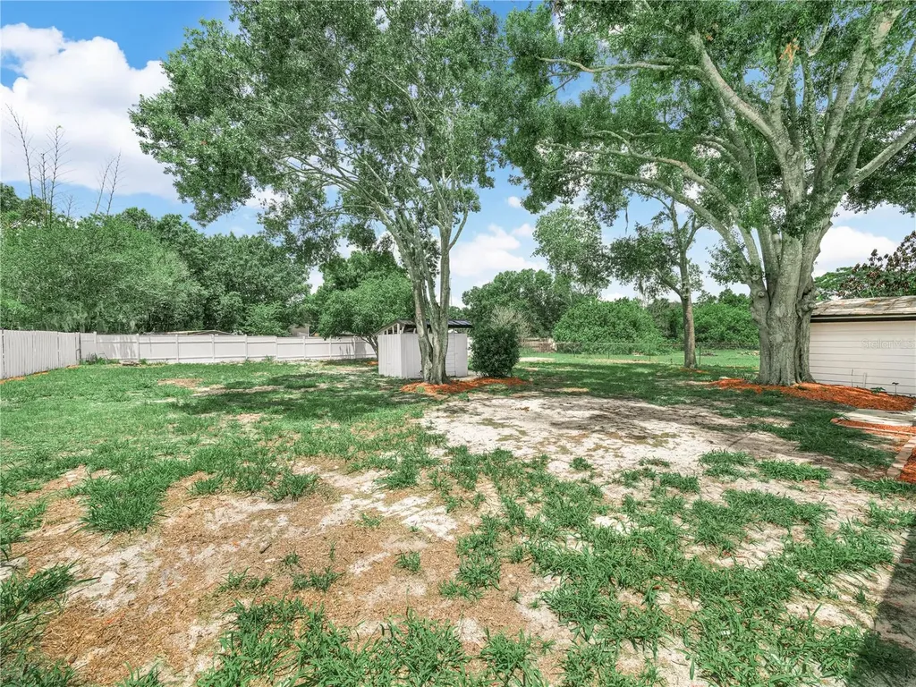 201 Brooks Road Frostproof FL 33843