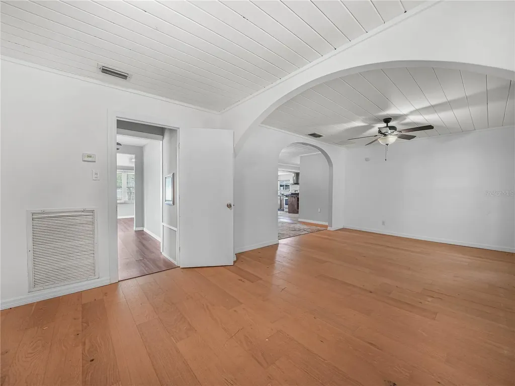 201 Brooks Road Frostproof FL 33843