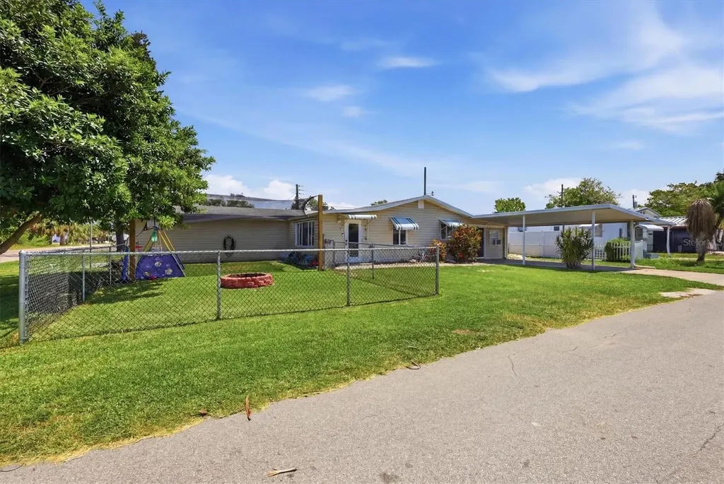 1111 51st Avenue W Bradenton FL 34207
