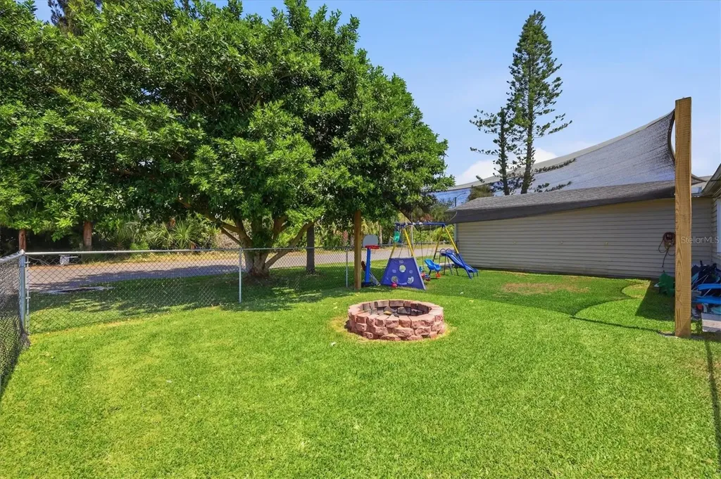 1111 51st Avenue W Bradenton FL 34207