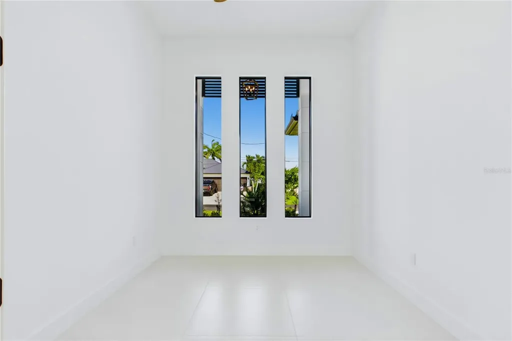 4627 SW 17th Avenue Cape Coral FL 33914