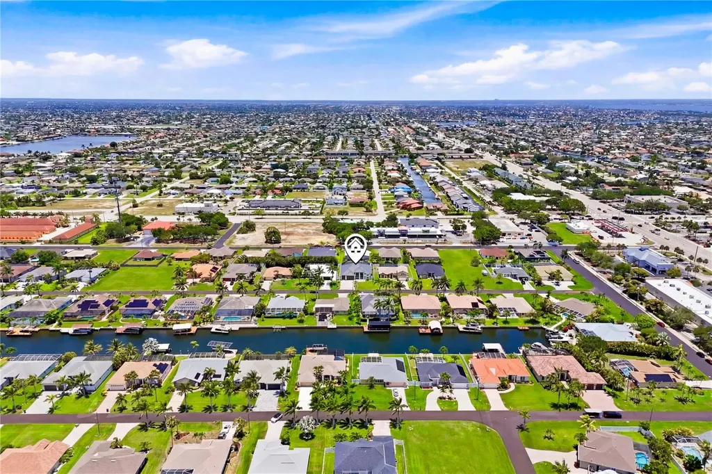 4627 SW 17th Avenue Cape Coral FL 33914