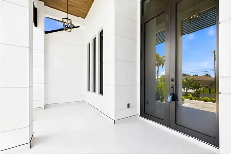 4627 SW 17th Avenue Cape Coral FL 33914