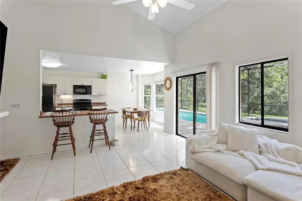 7210 Hammet Road Tampa FL 33647