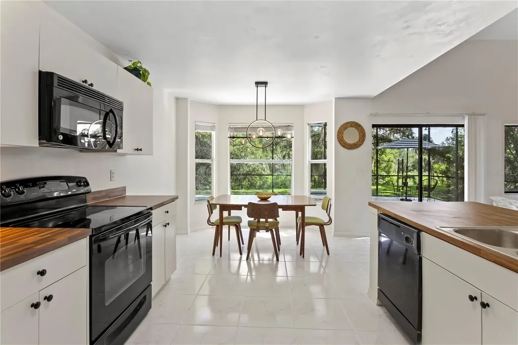 7210 Hammet Road Tampa FL 33647