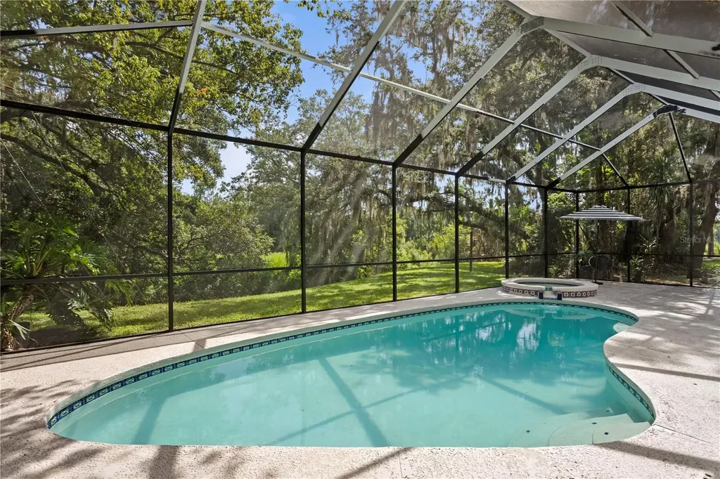 7210 Hammet Road Tampa FL 33647