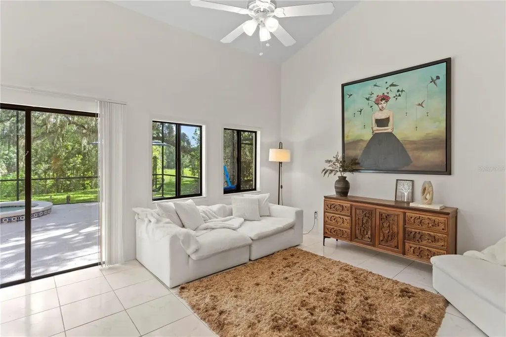 7210 Hammet Road Tampa FL 33647