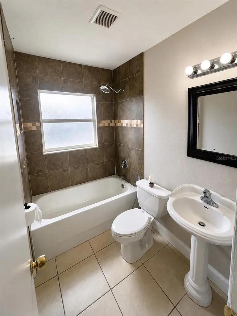 2266 Raeford Road Orlando FL 32806