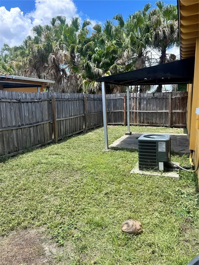 2266 Raeford Road Orlando FL 32806