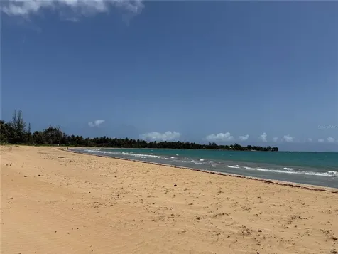 968 Road Las Picuas Rio Grande PR 00745