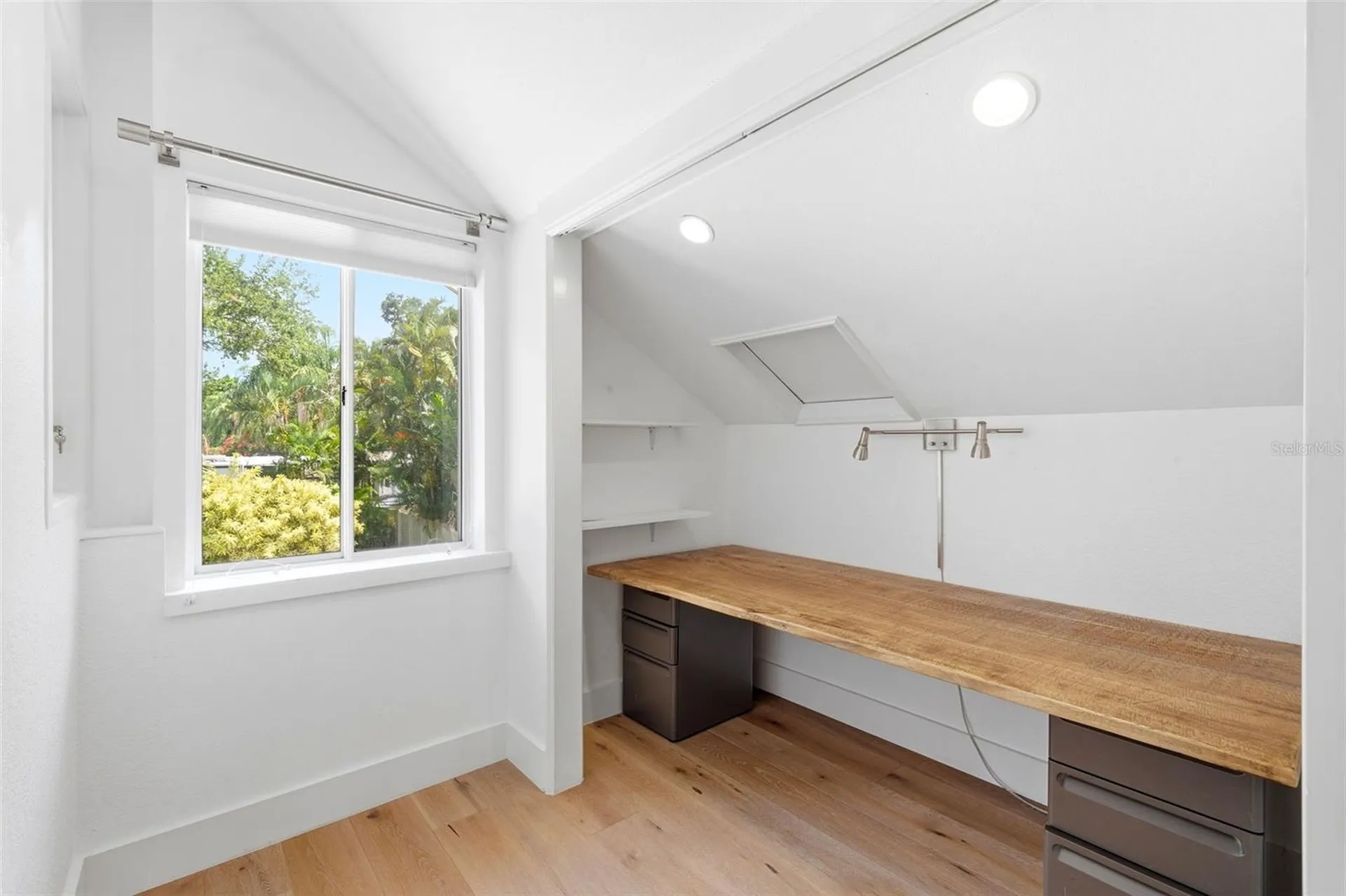141 Giralda Boulevard NE St Petersburg FL 33704