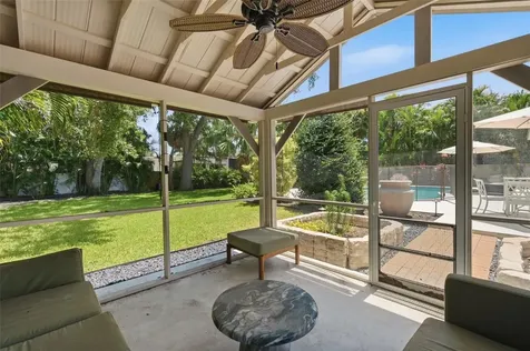 141 Giralda Boulevard NE St Petersburg FL 33704
